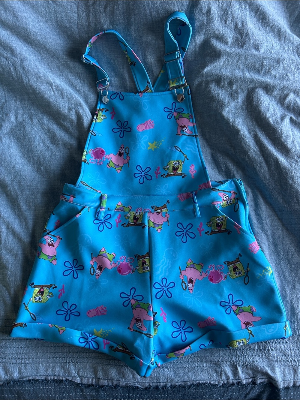 SpongeBob Squarepants Blue Short Overalls with Patrick & SpongeBob Print - Picture 6 of 7